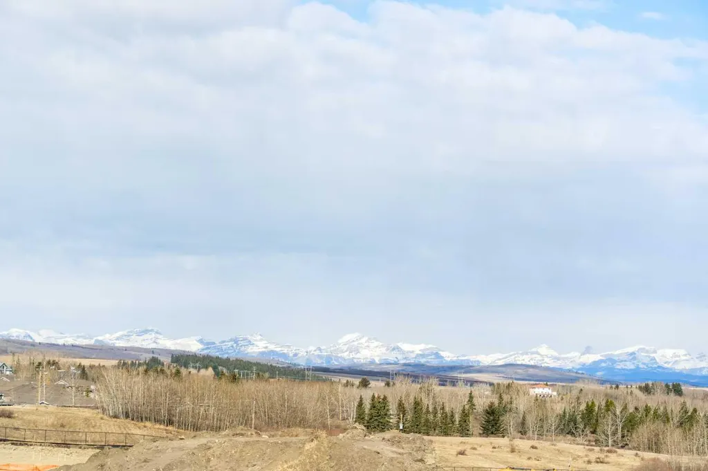 24 Rivercrest Drive Cochrane AB T4C 2C8