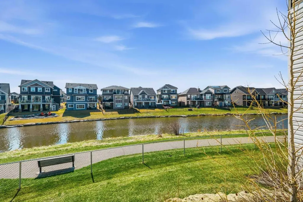 362 Canals Crossing SW Airdrie AB T4B 4L4