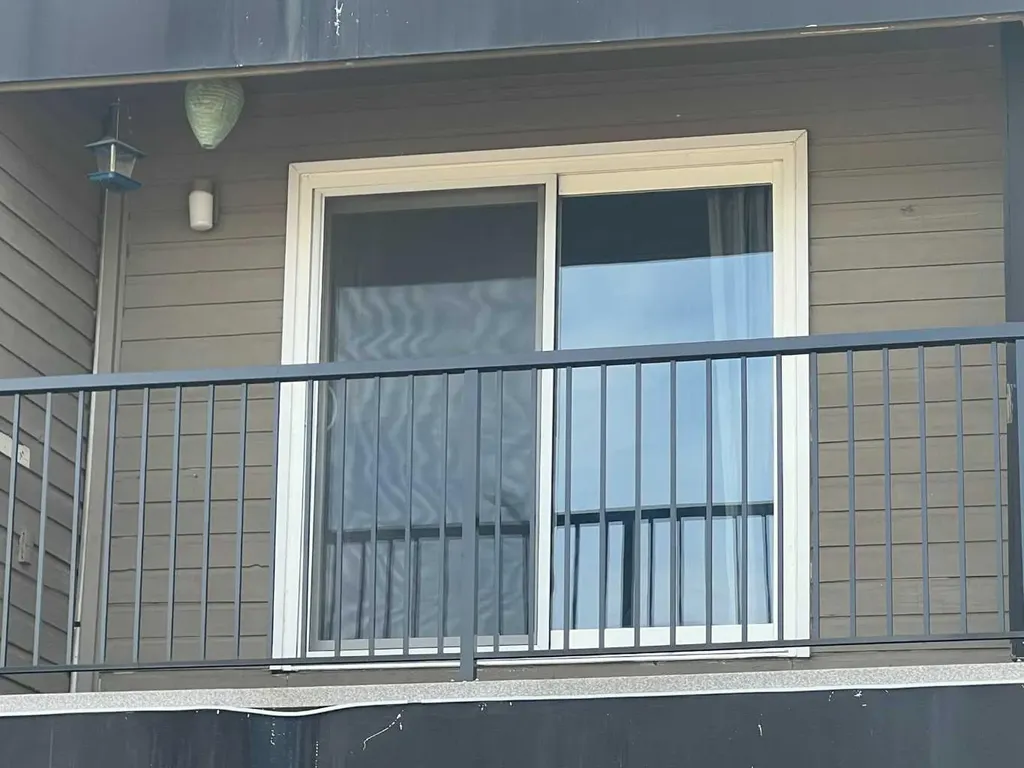 5611 10 Avenue Edson AB T7E 1R4