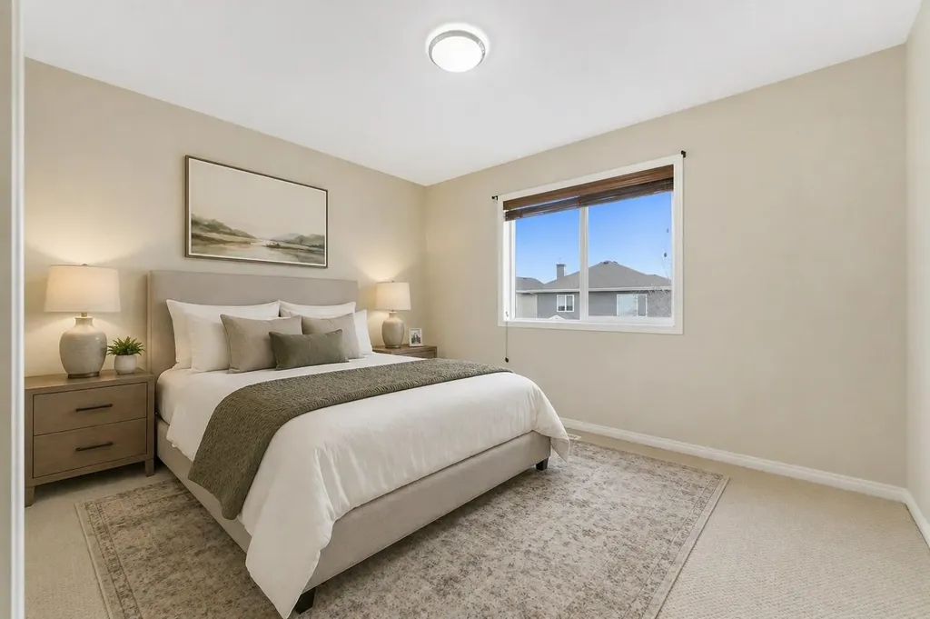 29 Royal Birkdale Drive NW Calgary AB T3G 5C7