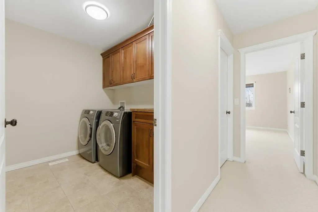 29 Royal Birkdale Drive NW Calgary AB T3G 5C7