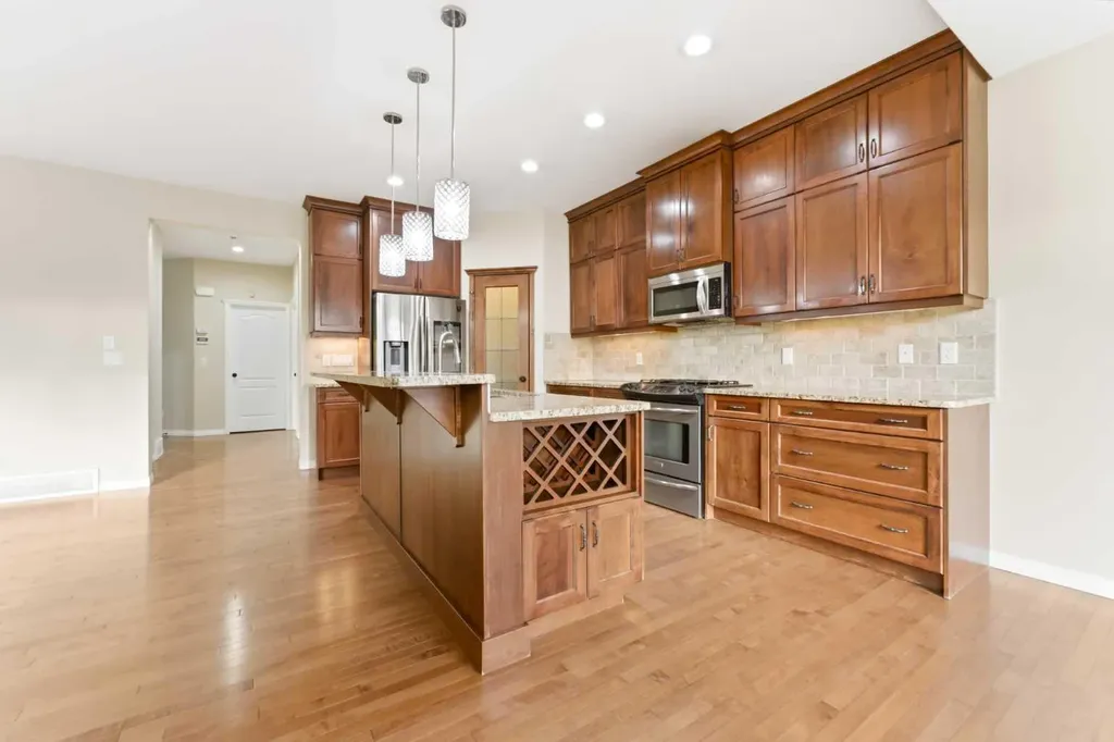 29 Royal Birkdale Drive NW Calgary AB T3G 5C7