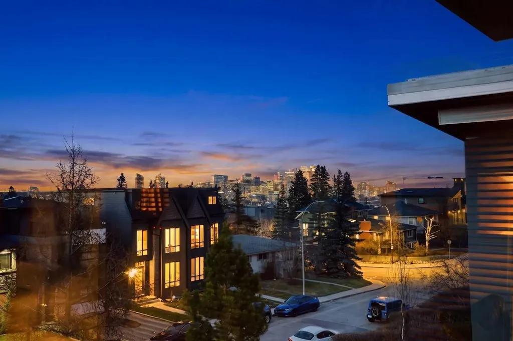 2115 29 Avenue SW Calgary AB T2T 1N6