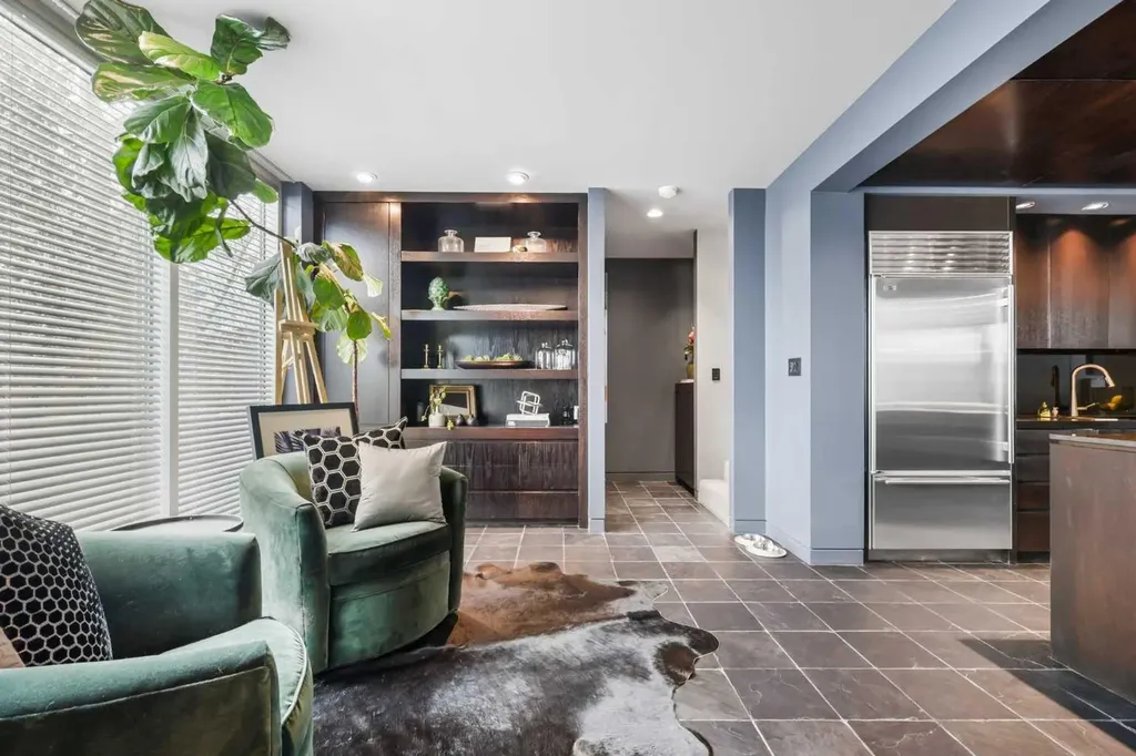 2115 29 Avenue SW Calgary AB T2T 1N6