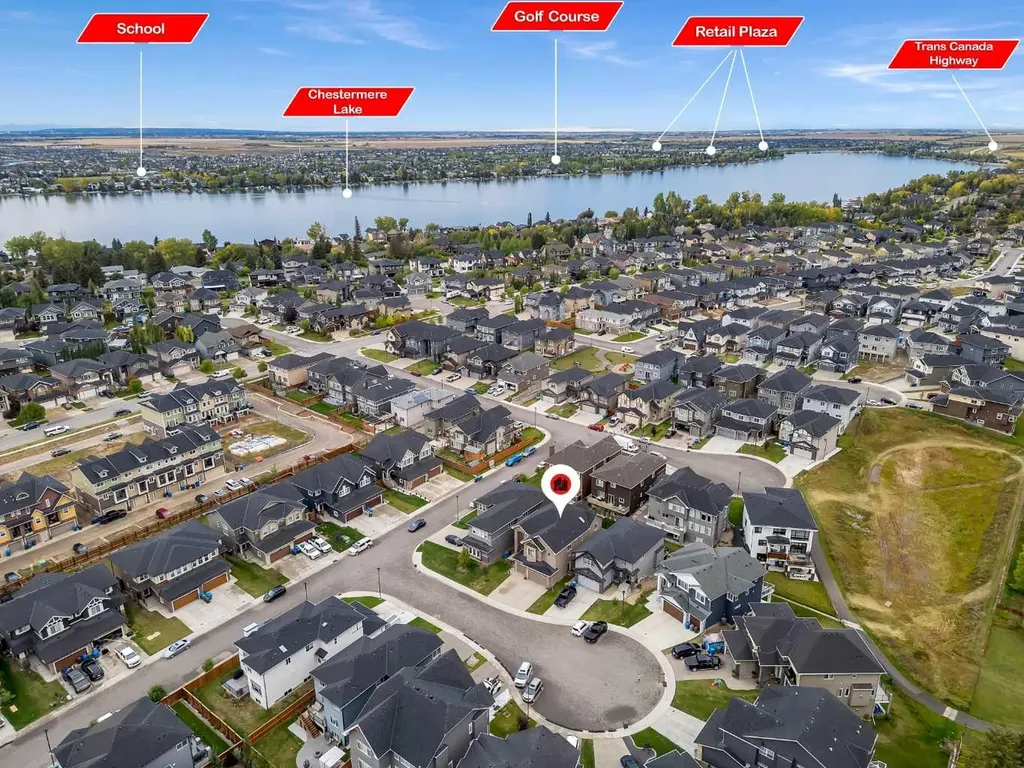 205 Kinniburgh Cove Chestermere AB T1X 0Y6