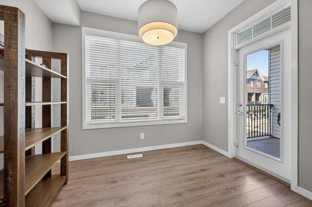 258 New Brighton Walk SE Calgary AB T2Z 5C7