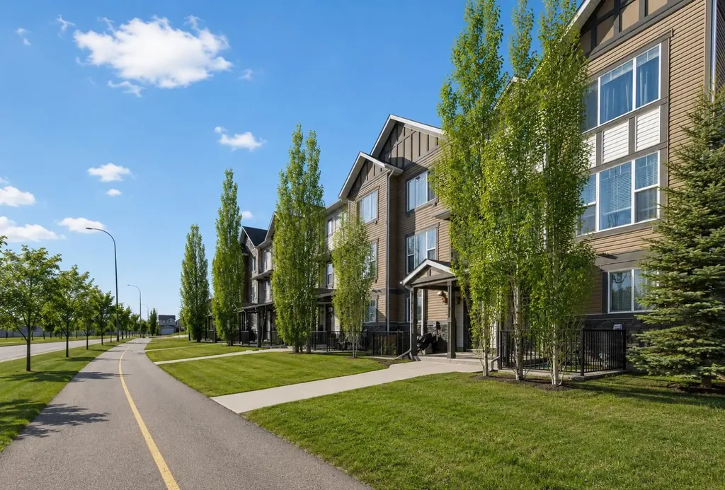 258 New Brighton Walk SE Calgary AB T2Z 5C7