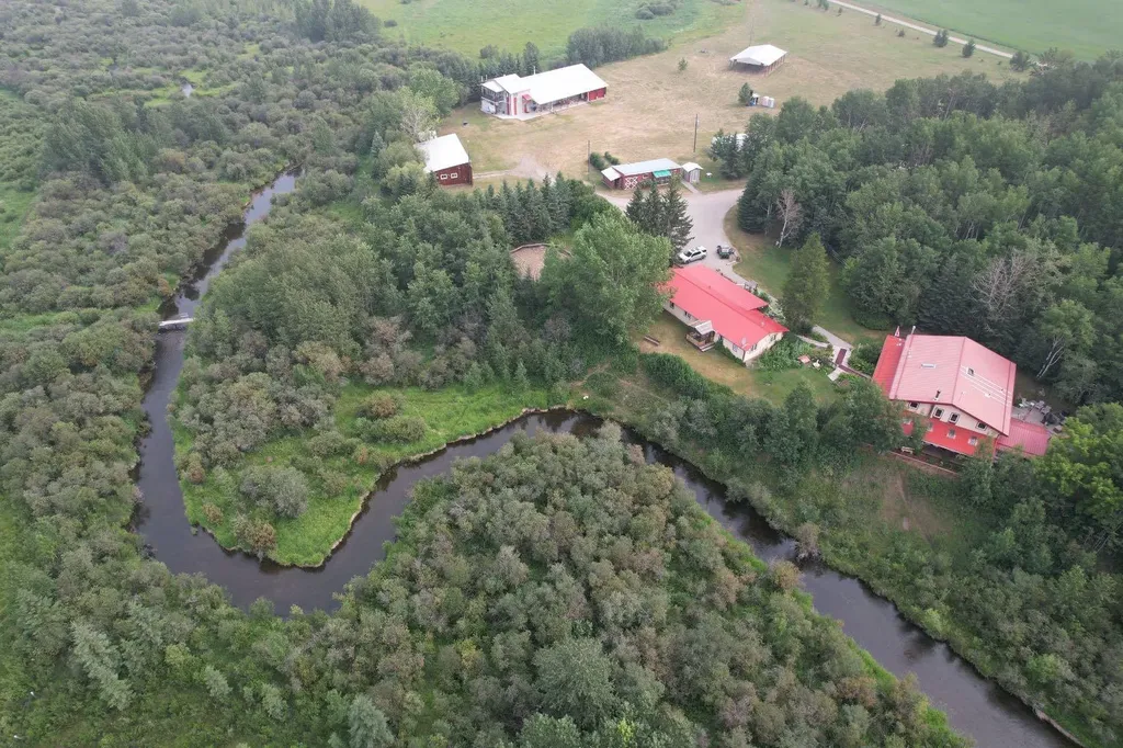 53021A 37-2 Township Road Rural Clearwater County AB T0M 0M0