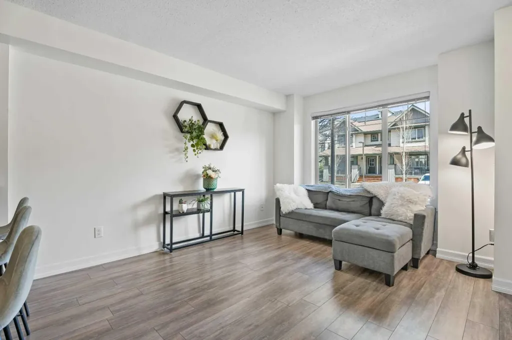 121 Copperpond Common SE Calgary AB T2Z 5B6