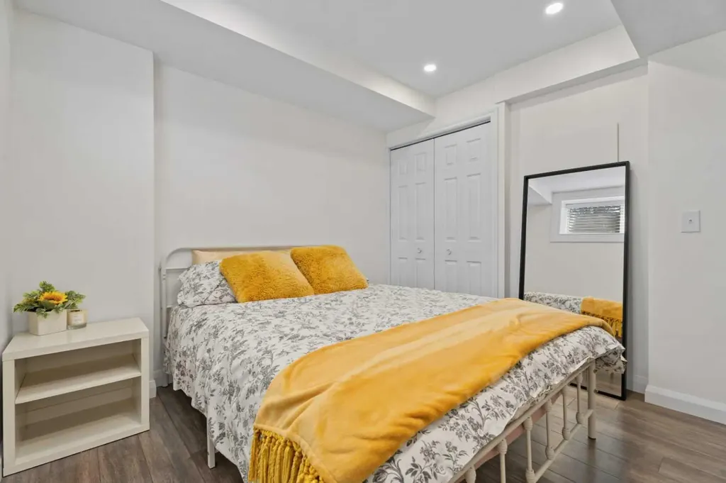 121 Copperpond Common SE Calgary AB T2Z 5B6