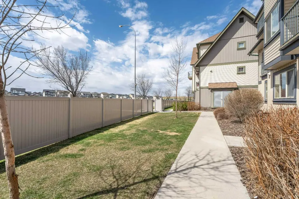 121 Copperpond Common SE Calgary AB T2Z 5B6