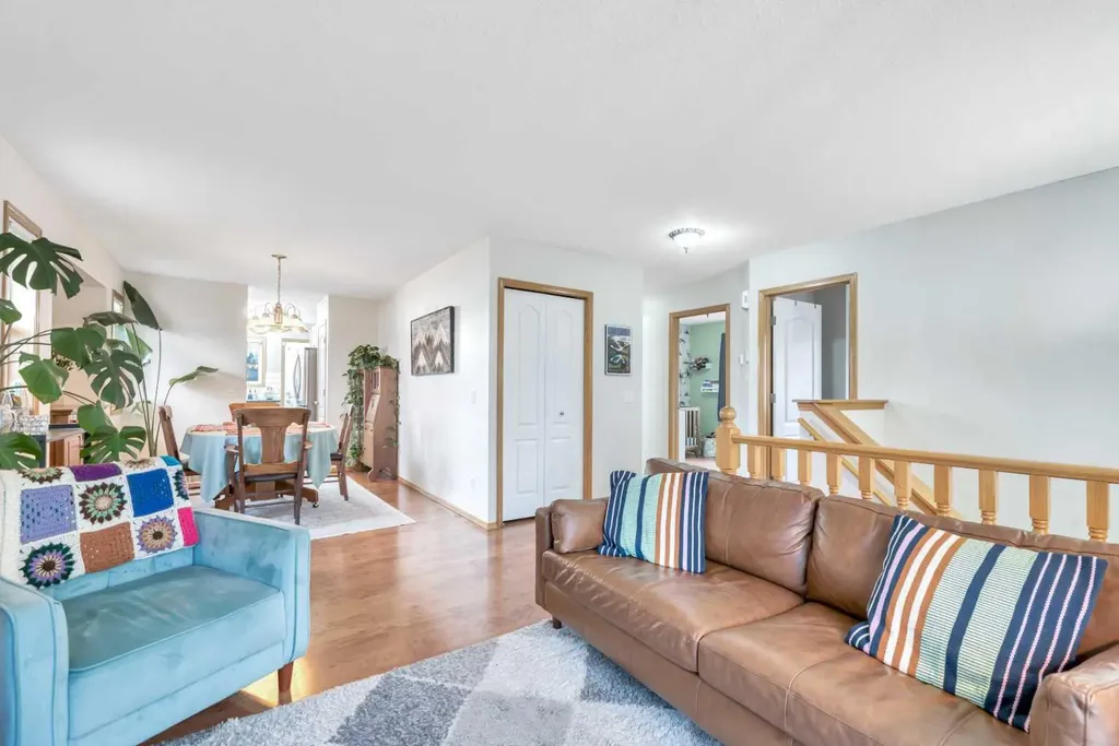 545 Hillview Gate Strathmore AB T1P 1Z6