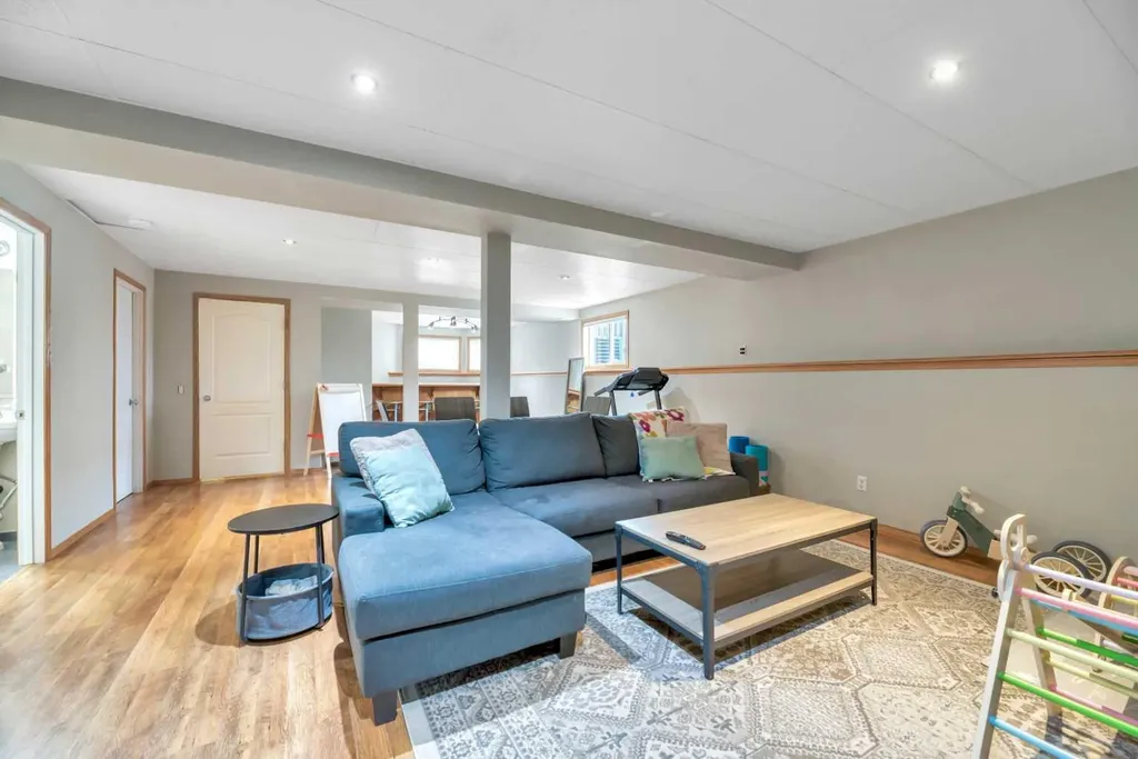 545 Hillview Gate Strathmore AB T1P 1Z6