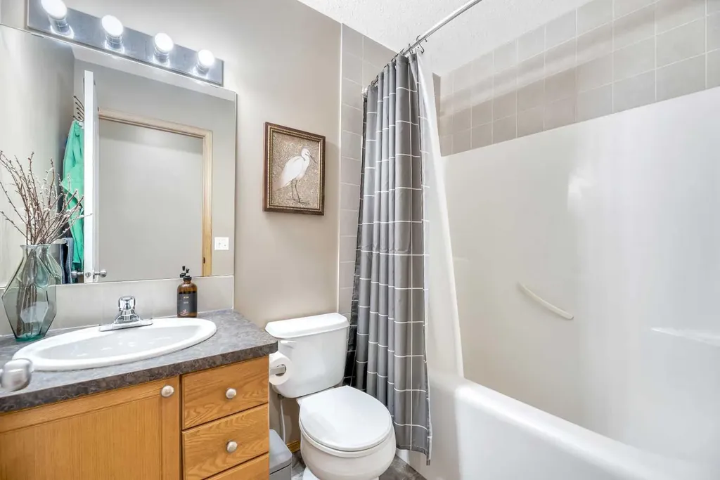 545 Hillview Gate Strathmore AB T1P 1Z6