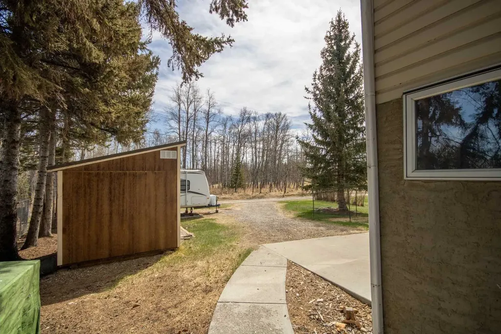 209 2 Street NE Sundre AB T0M 1X0