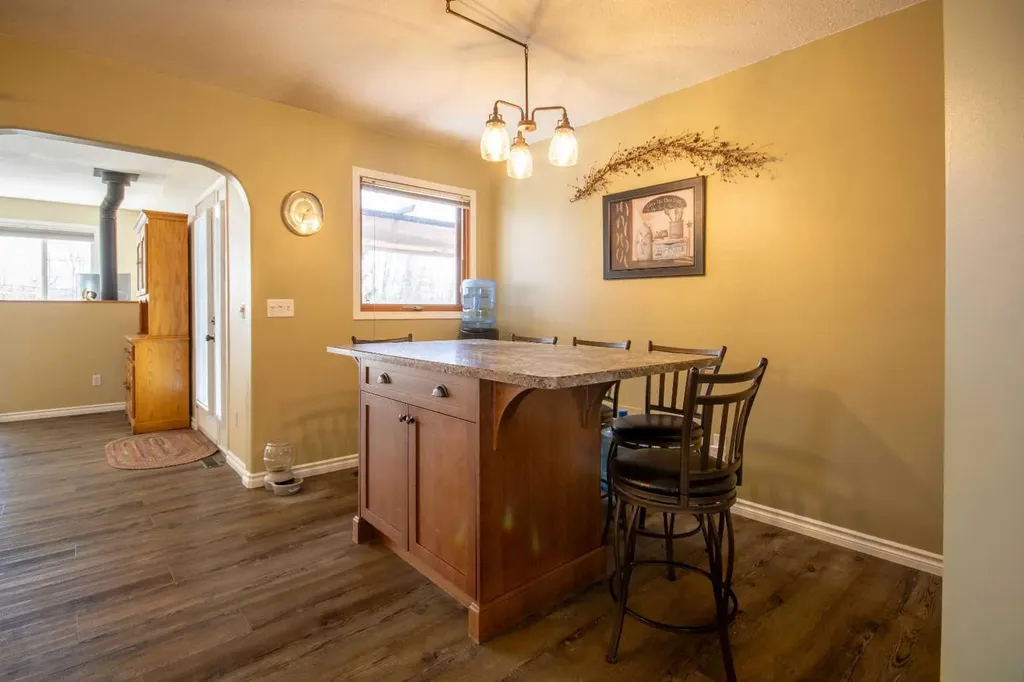 209 2 Street NE Sundre AB T0M 1X0