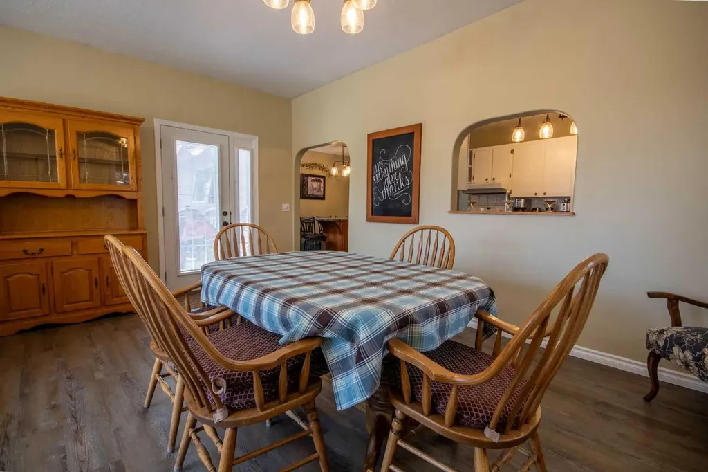 209 2 Street NE Sundre AB T0M 1X0