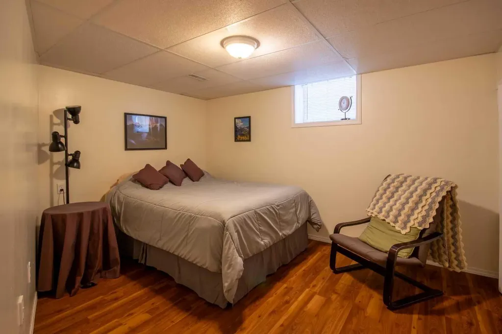 209 2 Street NE Sundre AB T0M 1X0