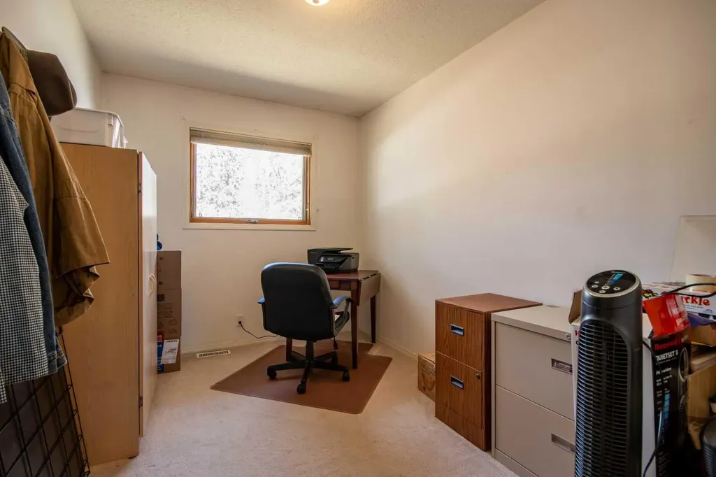 209 2 Street NE Sundre AB T0M 1X0