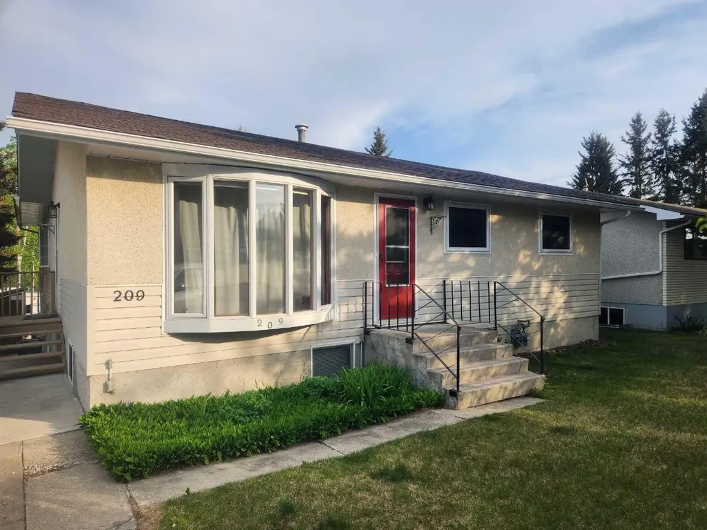 209 2 Street NE Sundre AB T0M 1X0