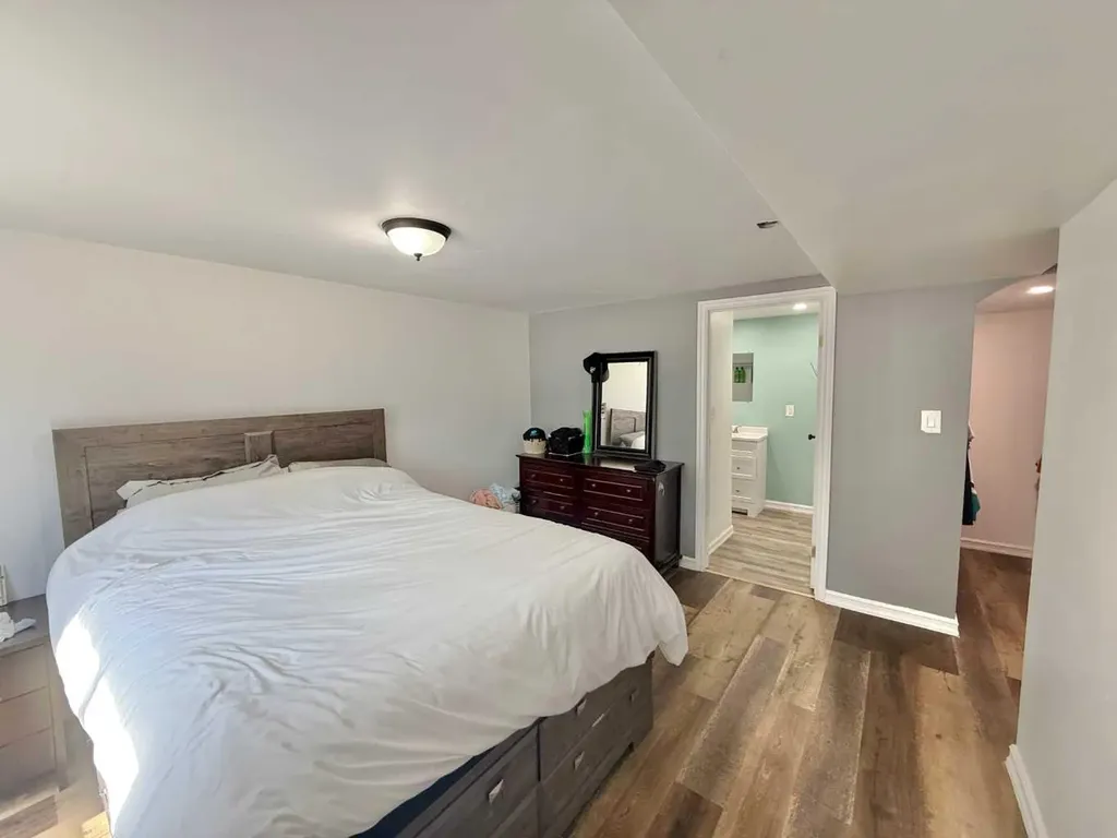 389 Mountain Street Hinton AB T7V1K6