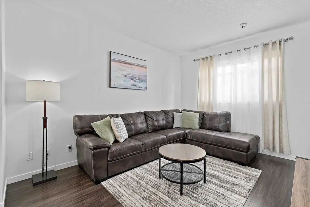 205 Copperstone Park SE Calgary AB T2Z 5E4