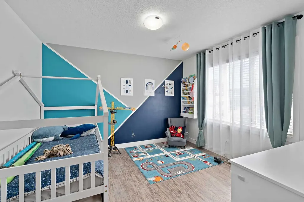 205 Copperstone Park SE Calgary AB T2Z 5E4