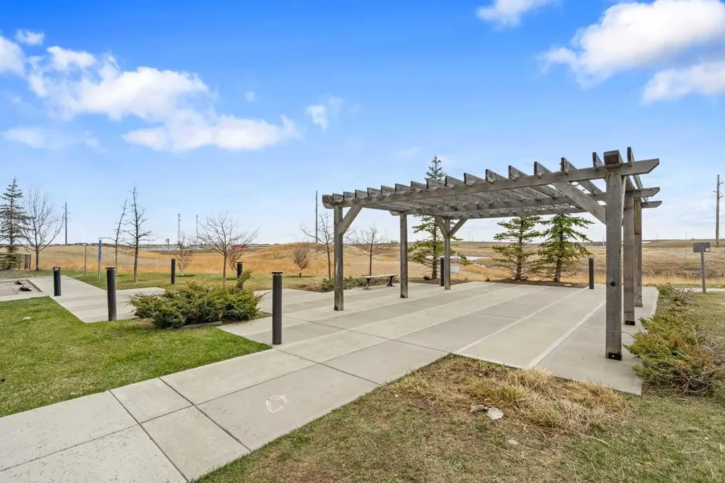 205 Copperstone Park SE Calgary AB T2Z 5E4