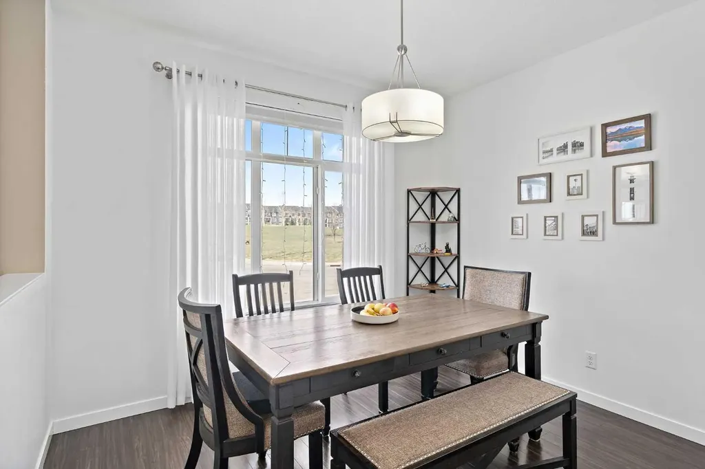 205 Copperstone Park SE Calgary AB T2Z 5E4