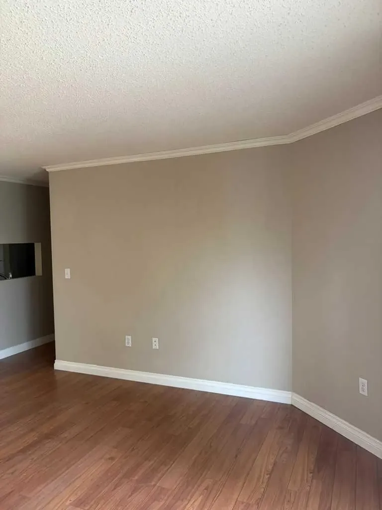 20 Dover Point SE Calgary AB T2B 3K3