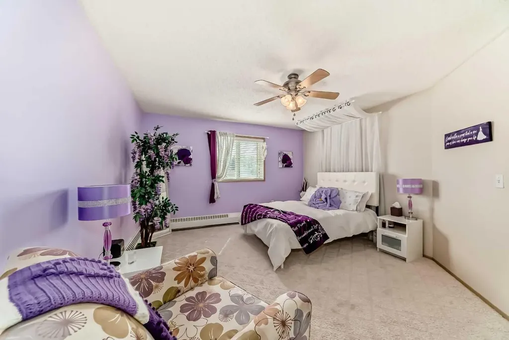 20 Dover Point SE Calgary AB T2B 3K3