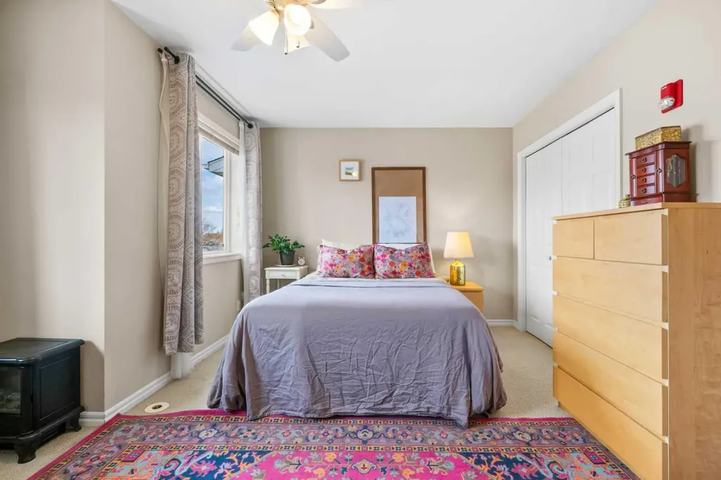 45 N Railway Street Okotoks AB T1S 1J3