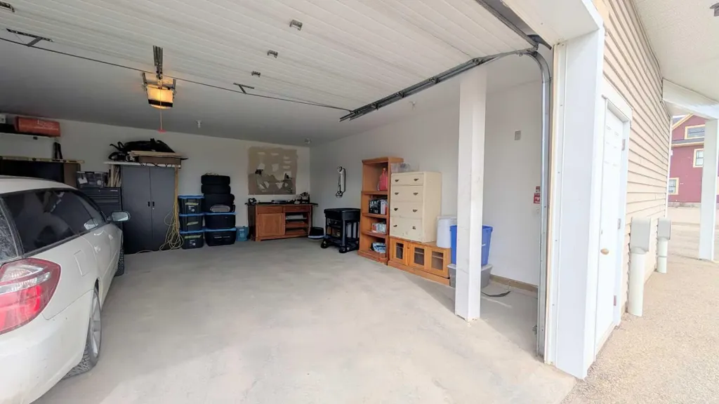 45 N Railway Street Okotoks AB T1S 1J3