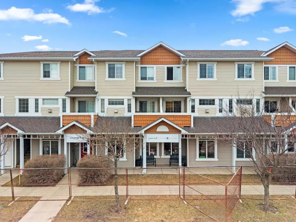 45 N Railway Street Okotoks AB T1S 1J3