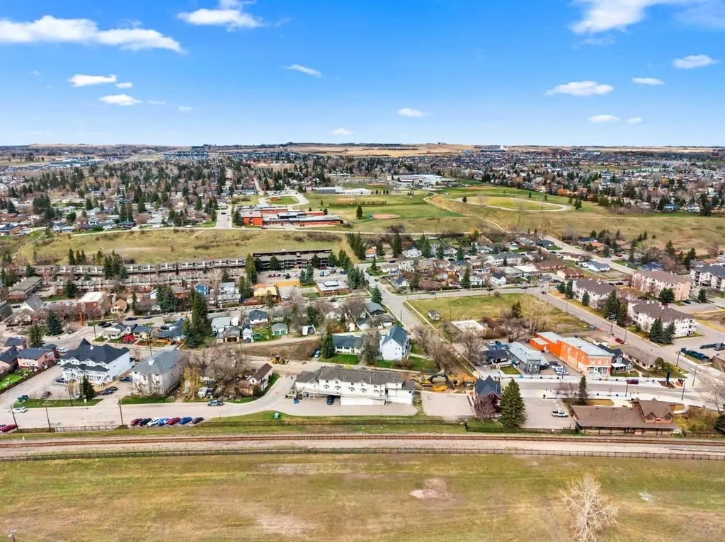 45 N Railway Street Okotoks AB T1S 1J3