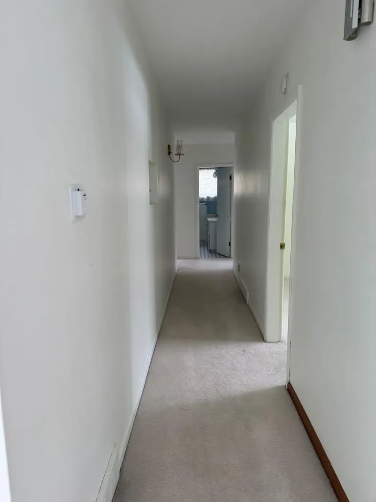 1731 12 Avenue NW Calgary AB T2N 1J3