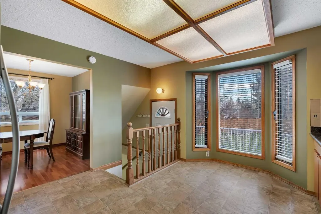 212 Westwood Drive SW Calgary AB T3C 2W3