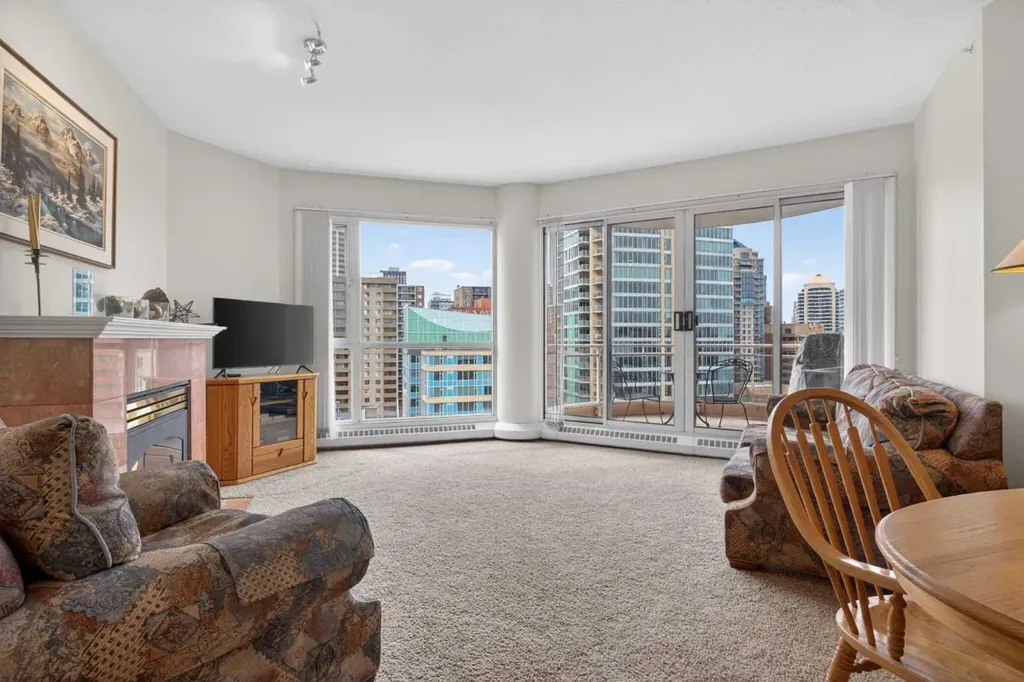 804 3 Avenue SW Calgary AB T2P 2G9