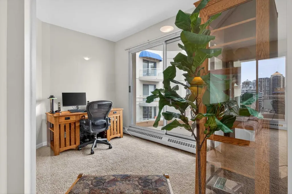 804 3 Avenue SW Calgary AB T2P 2G9
