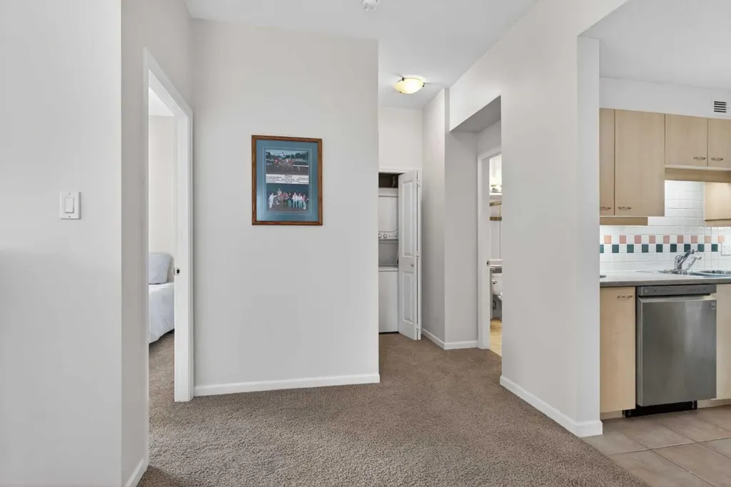 804 3 Avenue SW Calgary AB T2P 2G9