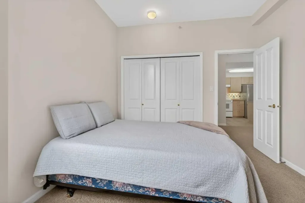 804 3 Avenue SW Calgary AB T2P 2G9