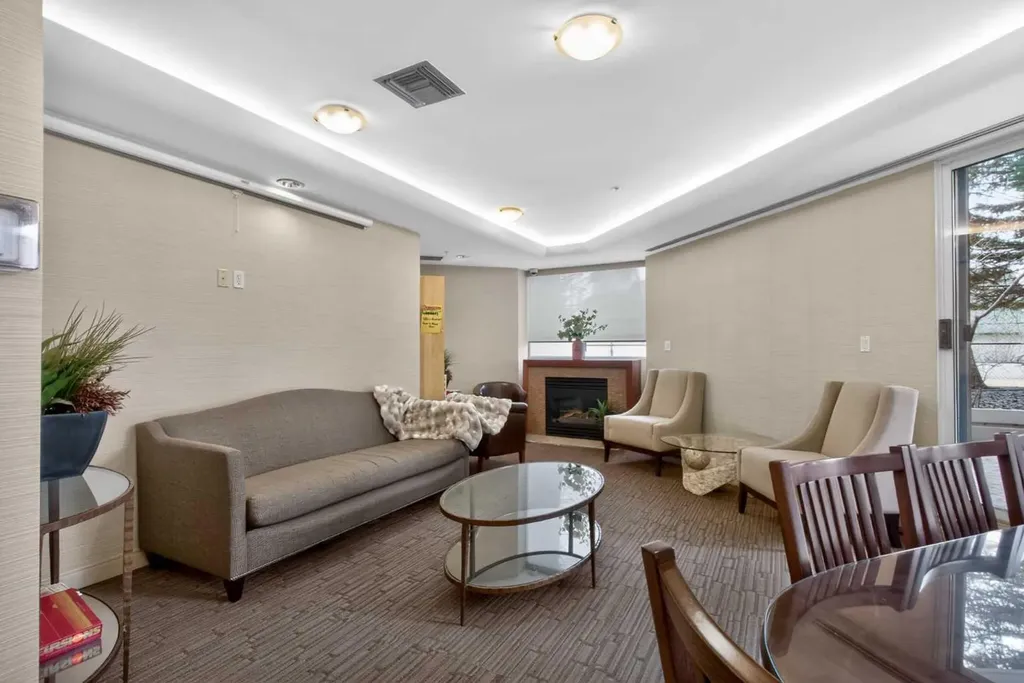 804 3 Avenue SW Calgary AB T2P 2G9