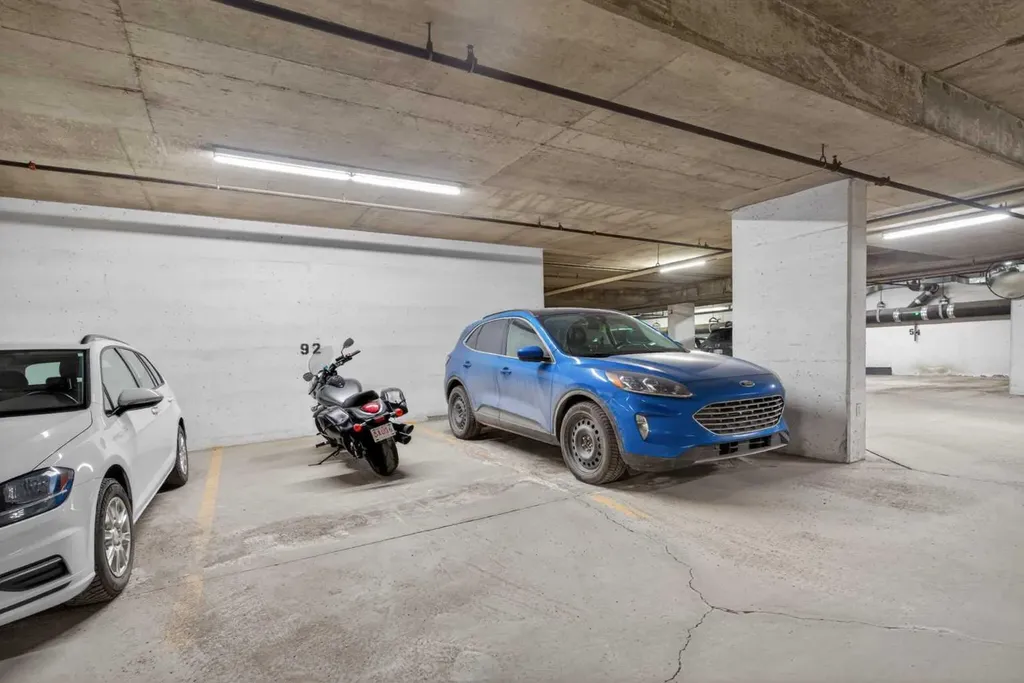 804 3 Avenue SW Calgary AB T2P 2G9