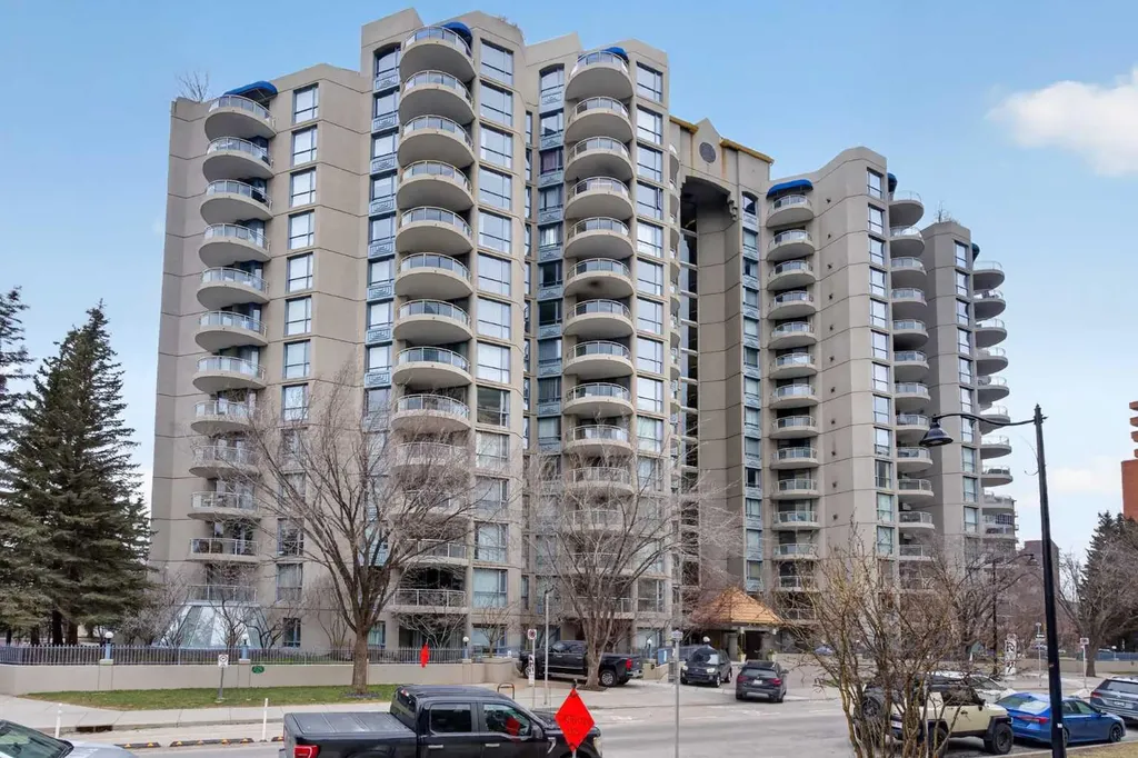 804 3 Avenue SW Calgary AB T2P 2G9