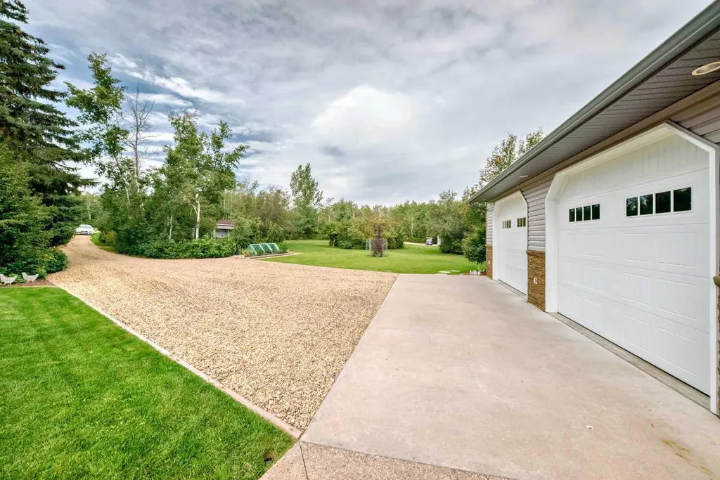 433042 Range Road 221 # 117 Rural Ponoka County AB T4J 1R1