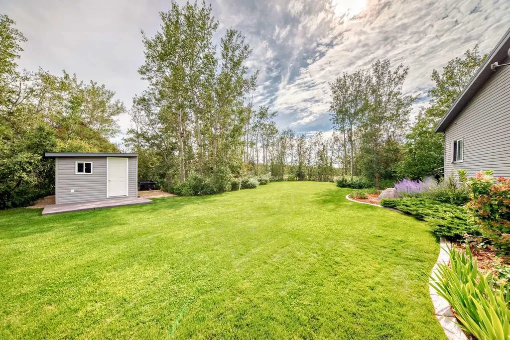 433042 Range Road 221 # 117 Rural Ponoka County AB T4J 1R1