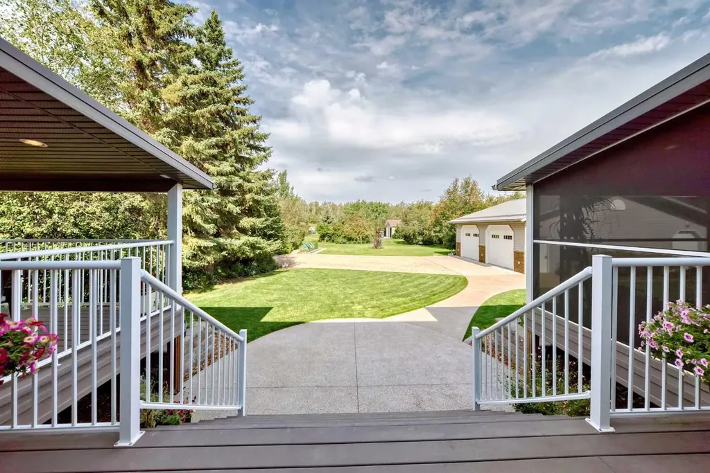 433042 Range Road 221 # 117 Rural Ponoka County AB T4J 1R1