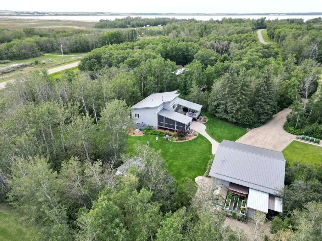 433042 Range Road 221 # 117 Rural Ponoka County AB T4J 1R1