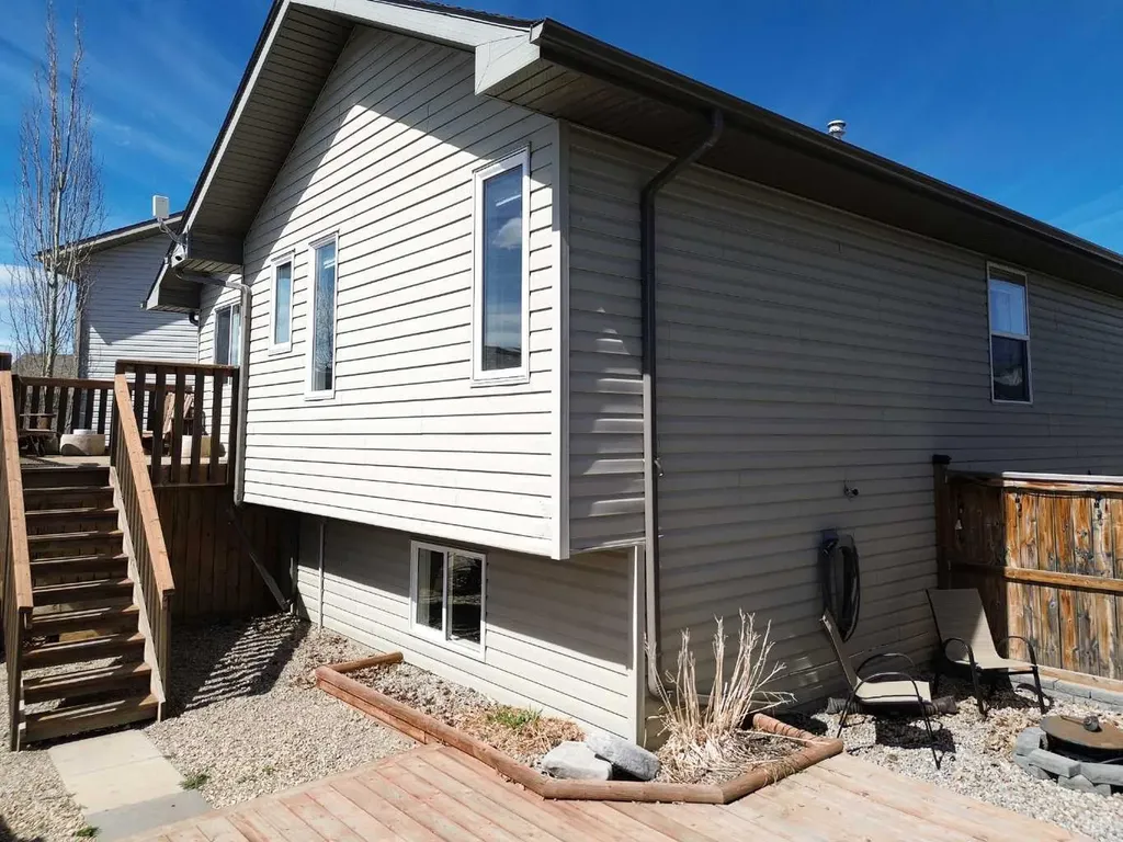 4407 58 Street Close Rocky Mountain House AB T4T0A4