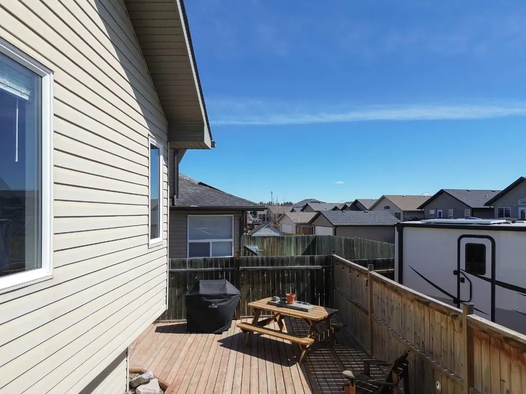 4407 58 Street Close Rocky Mountain House AB T4T0A4